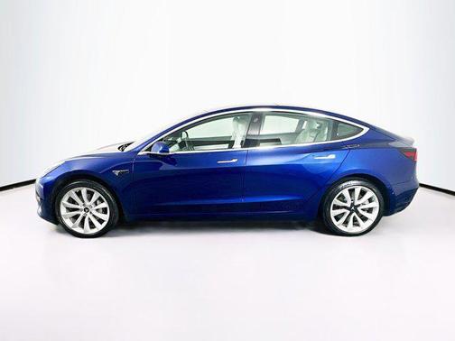 2020 Tesla Model 3 Standard Range