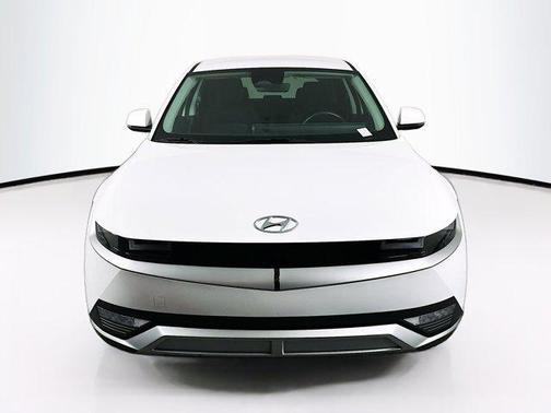2024 Hyundai IONIQ 5 SE