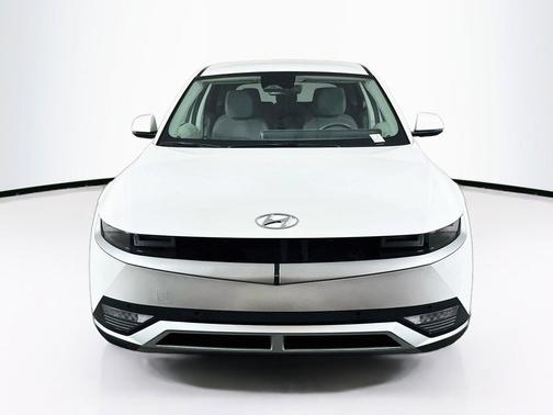 Atlas White 2024 Hyundai IONIQ 5 SEL