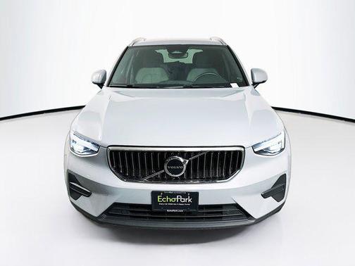 Gray 2025 Volvo XC40 B5 Core Bright Theme