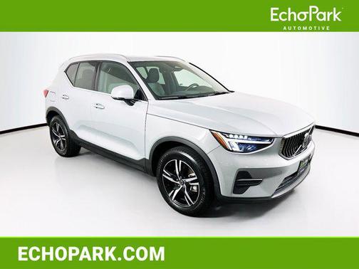 Gray 2025 Volvo XC40 B5 Core Bright Theme