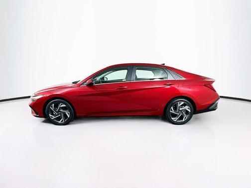 Ultimate Red 2025 Hyundai ELANTRA SEL