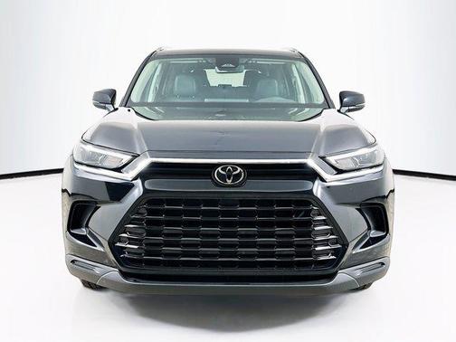 Midnight Black Metallic 2025 Toyota Grand Highlander XLE