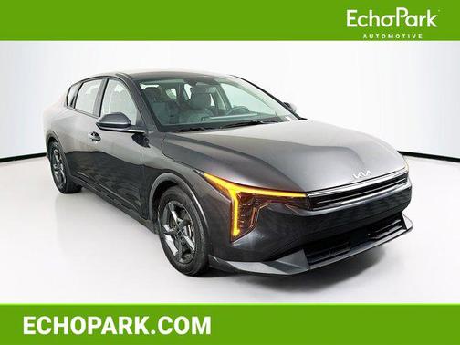 Gray 2025 Kia K4 LXS