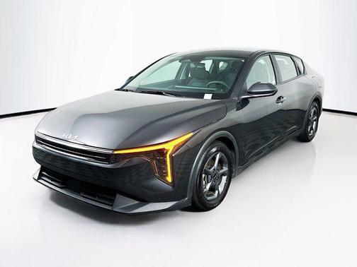 Gray 2025 Kia K4 LXS