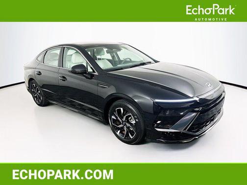 Abyss Black 2025 Hyundai SONATA SEL