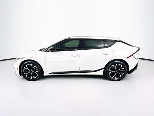 Snow White Pearl 2023 Kia EV6 GT-Line