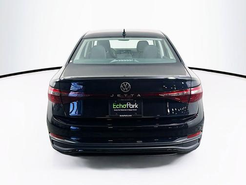Deep Black Pearl 2025 Volkswagen Jetta 1.5T S