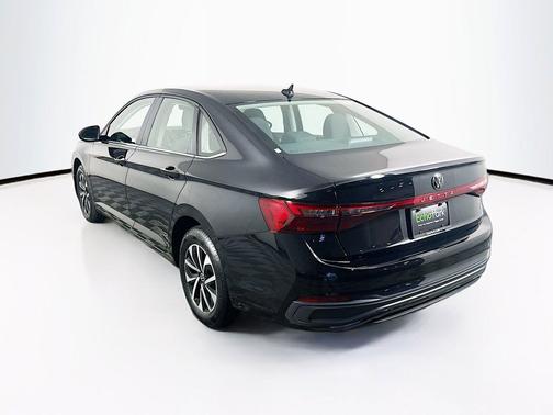 Deep Black Pearl 2025 Volkswagen Jetta 1.5T S