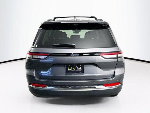 Baltic Gray Metallic Clearcoat 2023 Jeep Grand Cherokee 4xe Base