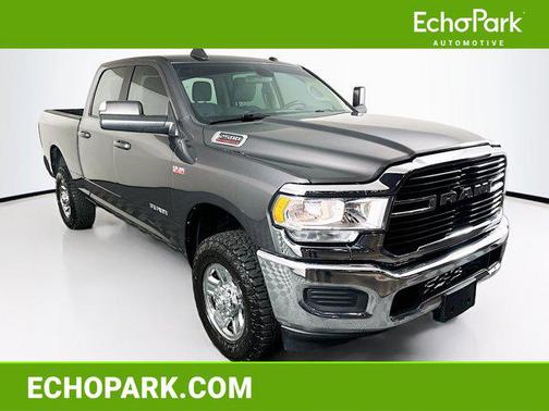 2020 RAM 2500 Big Horn Crew Cab 4x4 6'4' Box