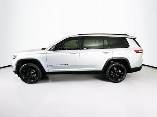 2022 Jeep Grand Cherokee L Altitude