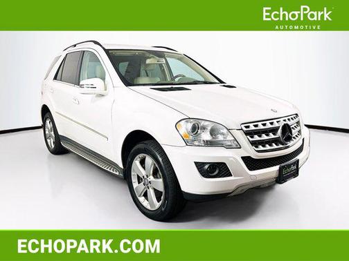White 2011 Mercedes-Benz M-Class 4MATIC