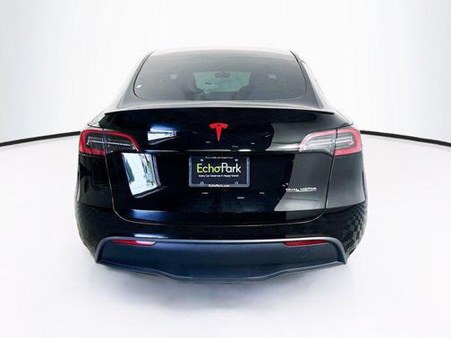Solid Black 2023 Tesla Model Y Performance