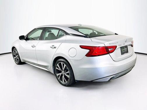 Brilliant Silver 2016 Nissan Maxima 3.5 SV