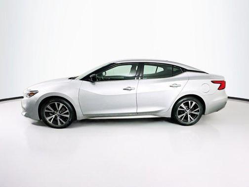Brilliant Silver 2016 Nissan Maxima 3.5 SV