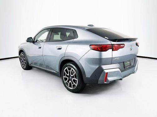 2025 BMW X2 xDrive28i