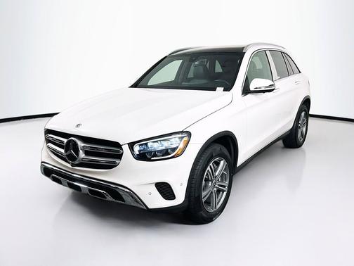 White 2021 Mercedes-Benz GLC 300 4MATIC