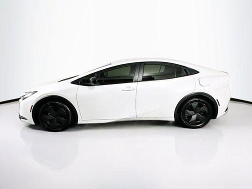 2023 Toyota Prius LE