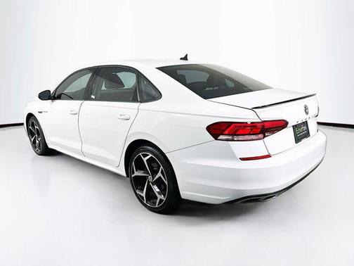 2020 Volkswagen Passat 2.0T R-Line