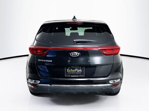 Black Cherry 2022 Kia Sportage LX
