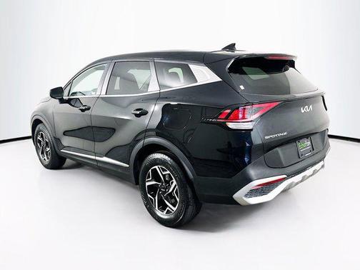 Ebony Black 2025 Kia Sportage LX