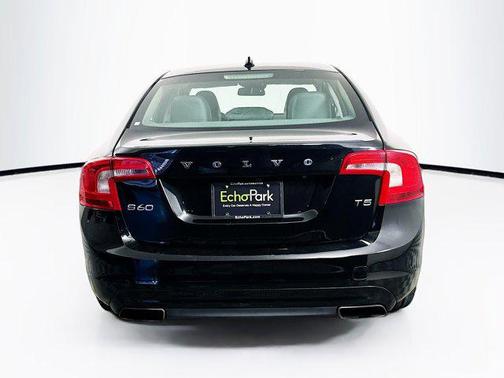 2015 Volvo S60 T5 Premier Plus