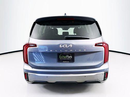 2023 Kia Telluride LX