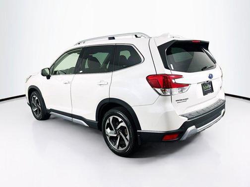 2022 Subaru Forester Touring