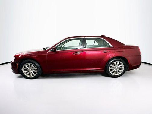 2017 Chrysler 300 Limited