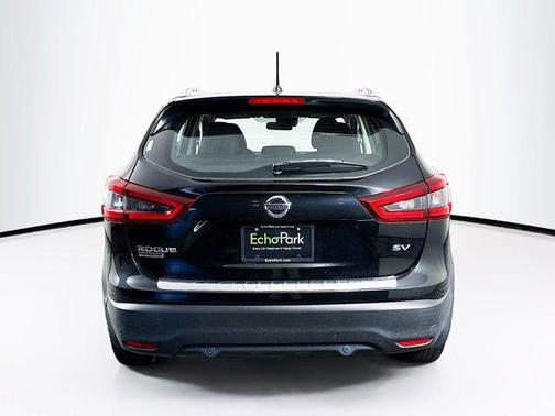 2021 Nissan Rogue Sport SV