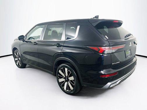 2025 Mitsubishi Outlander SE 2.5 2WD