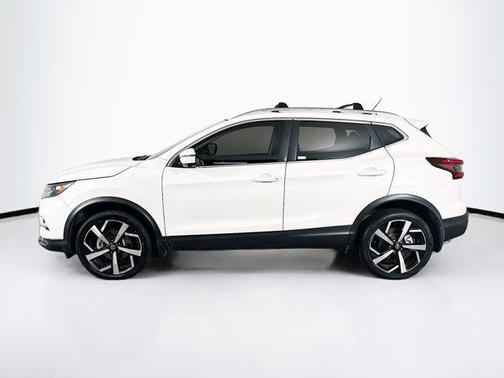 2021 Nissan Rogue Sport SL
