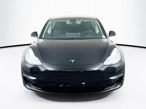 Solid Black 2019 Tesla Model 3 Standard Range
