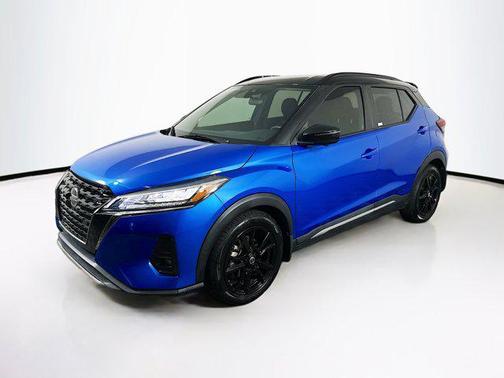 2021 Nissan Kicks SR