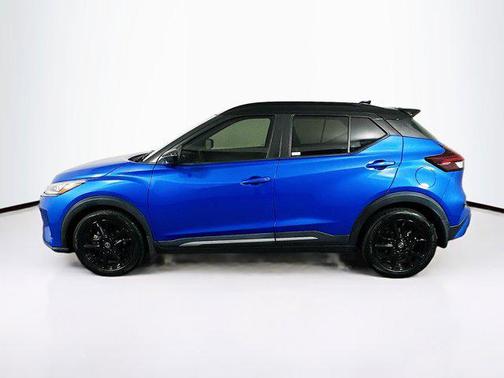 2021 Nissan Kicks SR