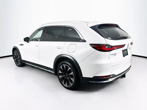 2024 Mazda CX-90 PHEV Premium Plus