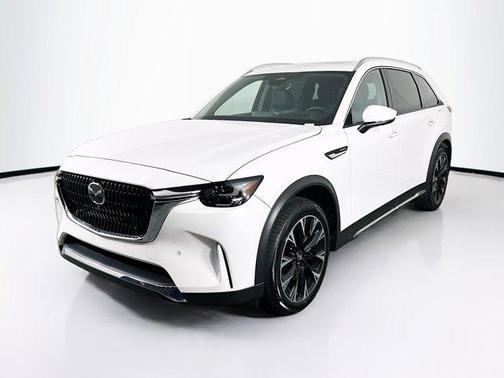 2024 Mazda CX-90 PHEV Premium Plus