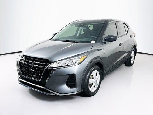 Gun Metallic 2024 Nissan Kicks S