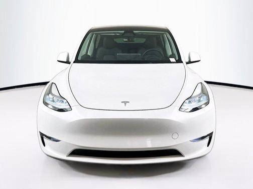 Pearl White Multi-Coat 2024 Tesla Model Y Long Range Dual Motor All-Wheel Drive