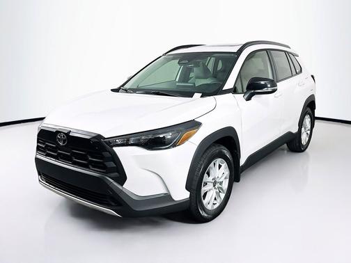 Wind Chill Pearl 2026 Toyota Corolla Cross LE