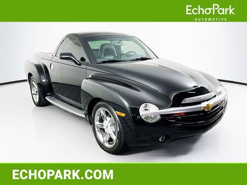 Smokin Asphalt 2004 Chevrolet SSR LS
