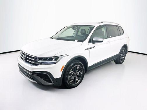 2024 Volkswagen Tiguan 2.0T Wolfsburg Edition