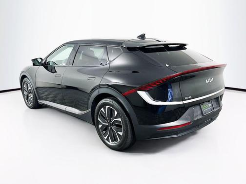 Aurora Black Pearl 2024 Kia EV6 Light Long Range