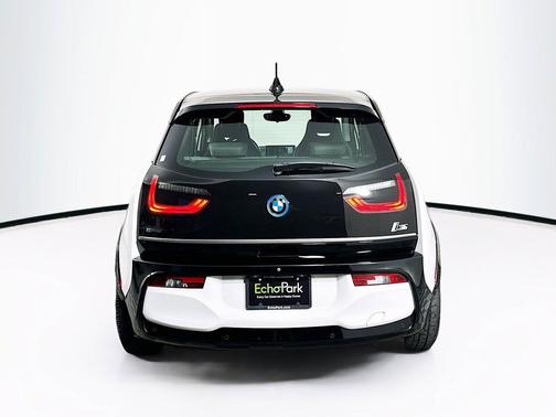 Fluid Black w/BMW i Frozen Blue Accent 2018 BMW i3 94Ah s