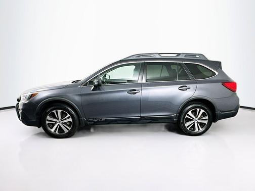 Gray 2018 Subaru Outback 3.6R Limited
