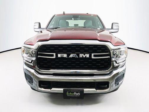2024 RAM 3500 Big Horn Crew Cab 4x4 8' Box