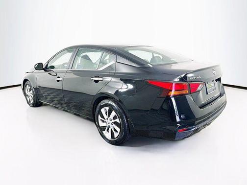 2024 Nissan Altima S FWD