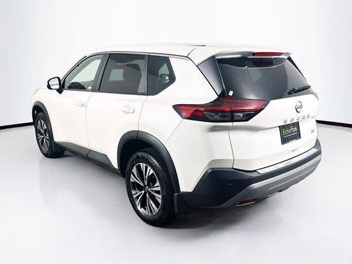 Pearl White Tricoat 2023 Nissan Rogue SV
