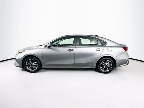 Steel Gray 2024 Kia Forte LXS